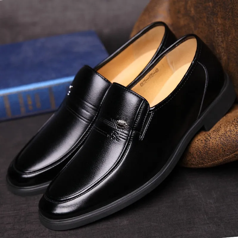 Leather Men Formal Shoes Luxury Brand 2022 Men&#39;s Loafers Dress Moccasins Breathable Slip on Black Driving Shoes Plus Size 38-44