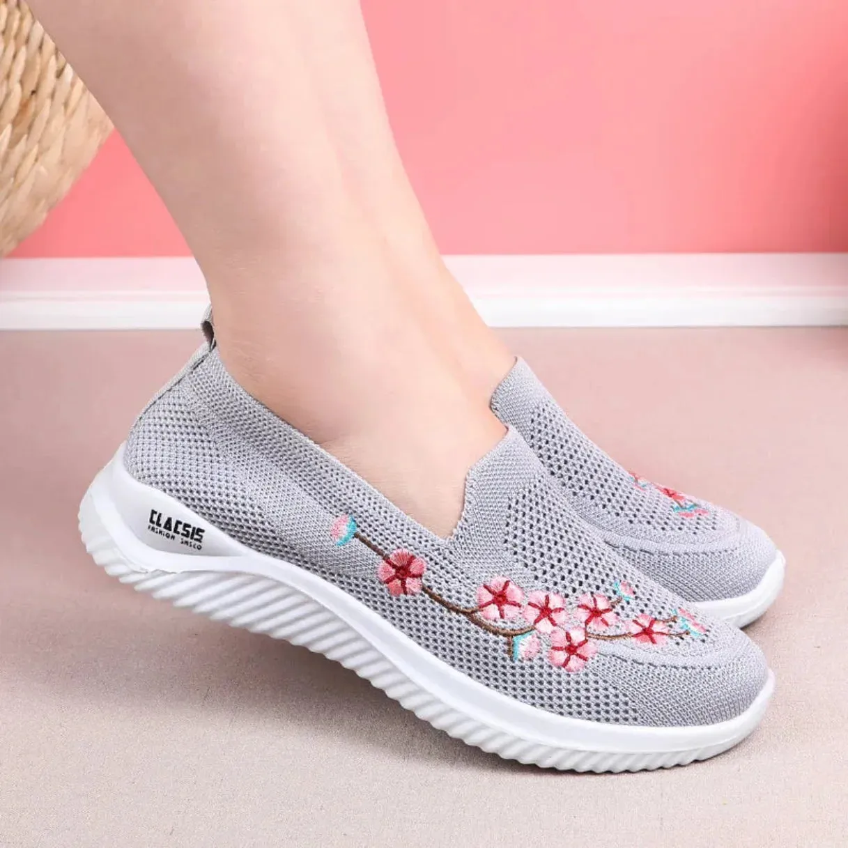 Merendy Argia Square-Toe Slip-On Floral Loafers