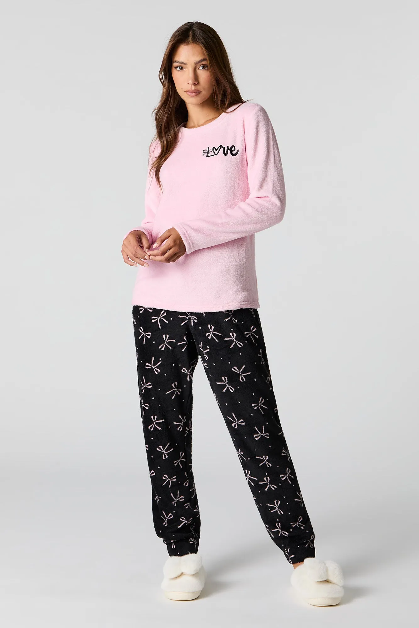 Plush Long Sleeve Top and Pant 2 Piece Pajama Set