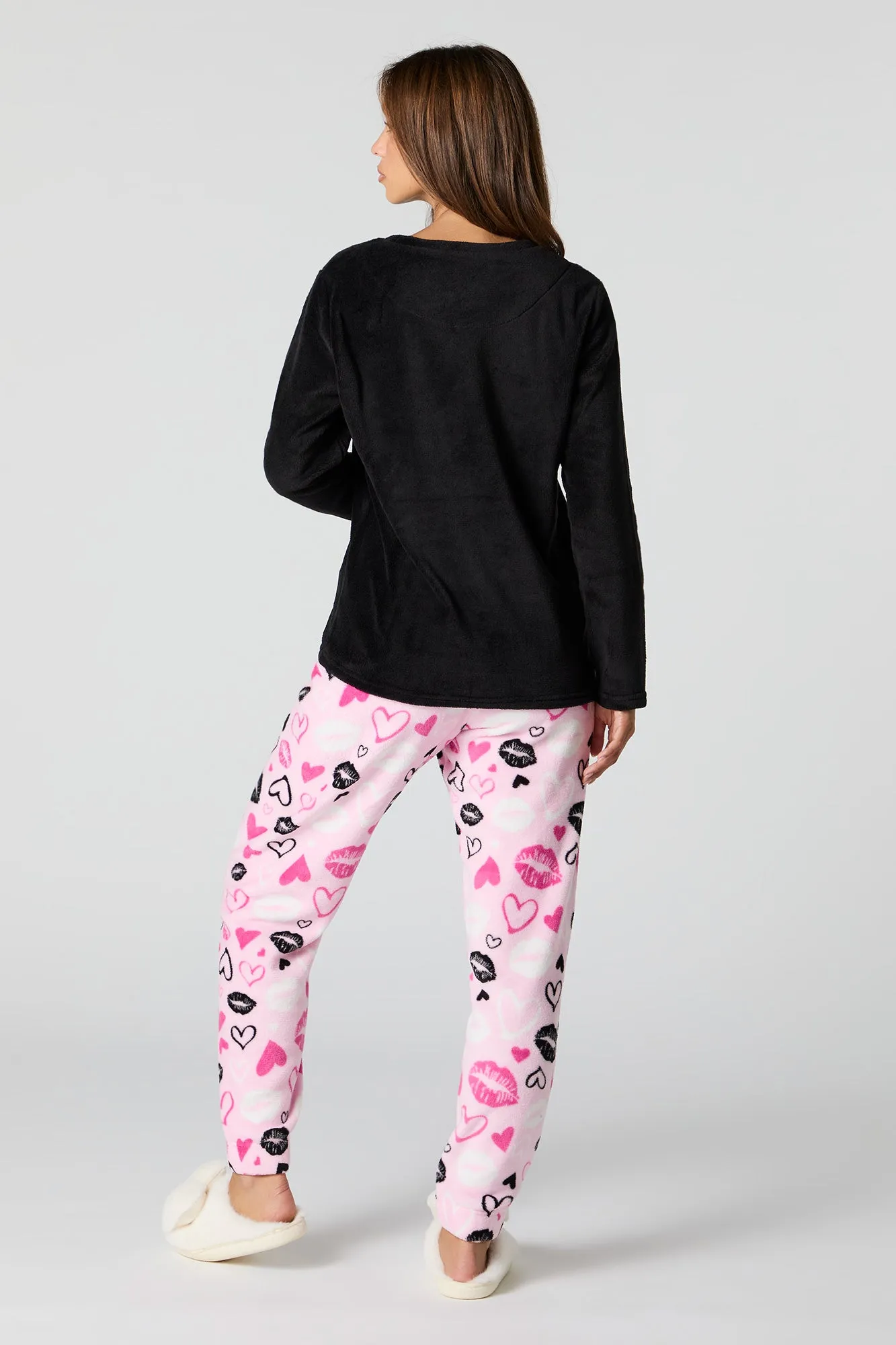 Plush Long Sleeve Top and Pant 2 Piece Pajama Set